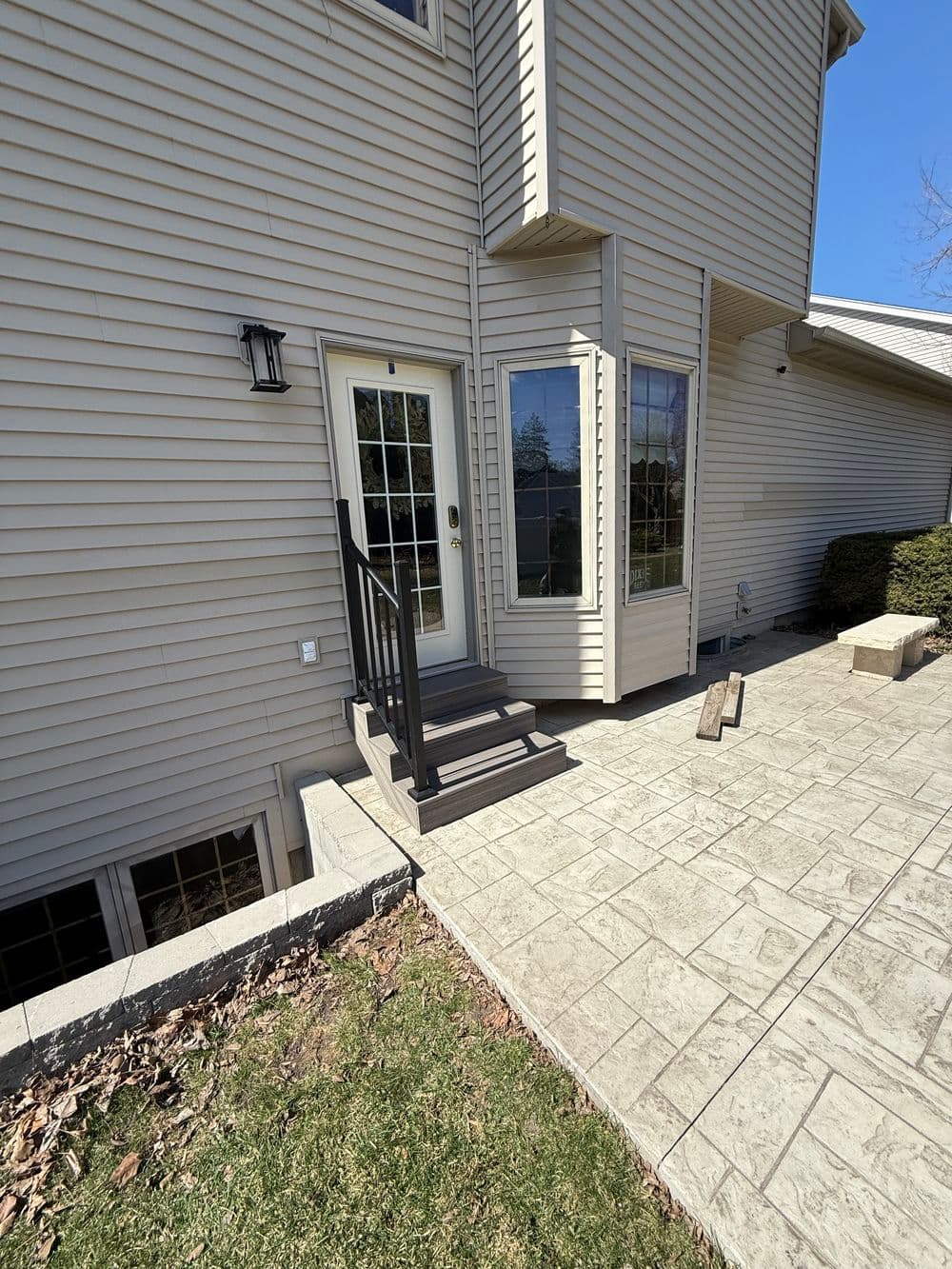 Durable Composite Decking Steps Reshape Outdoor Living in Ames image